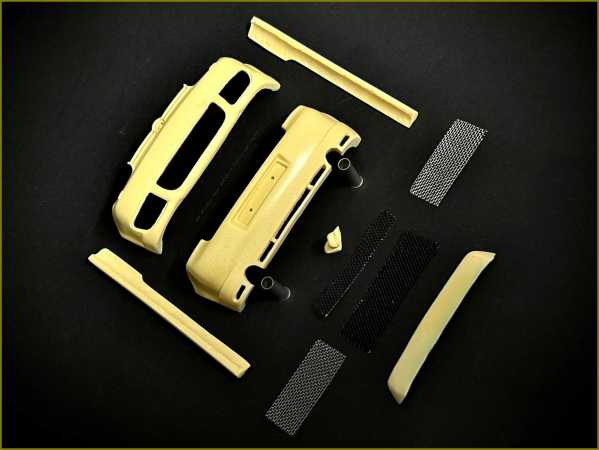 1:18 VW Golf 4 MK4 - 12 piece R32 kit -